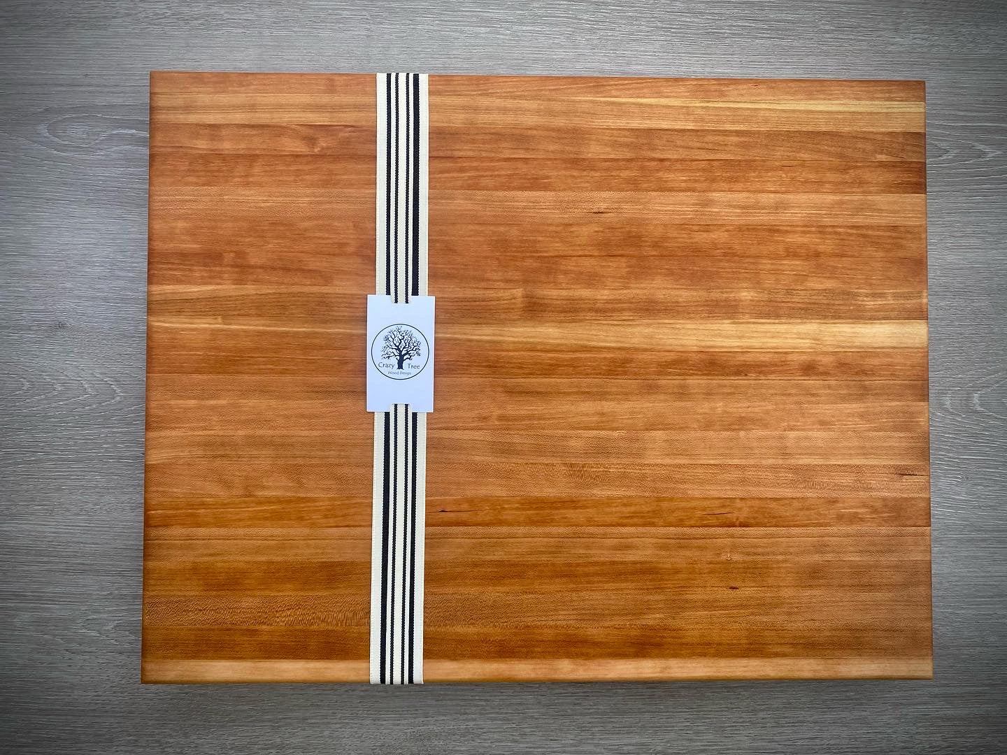 Edge Grain Cutting Board