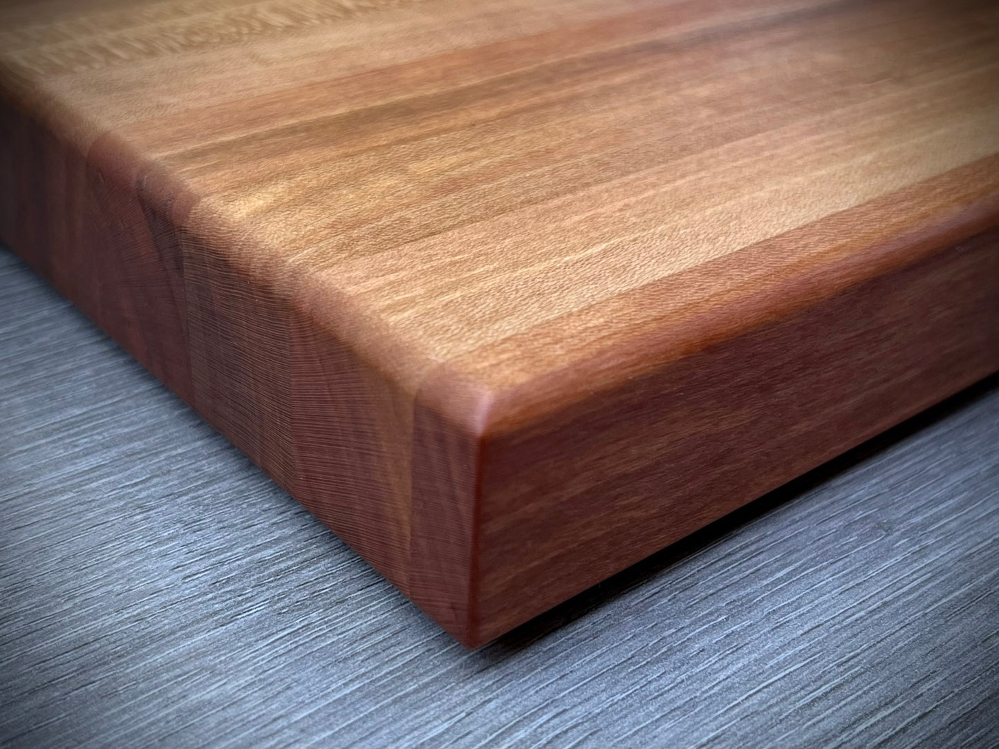 Edge Grain Cutting Board